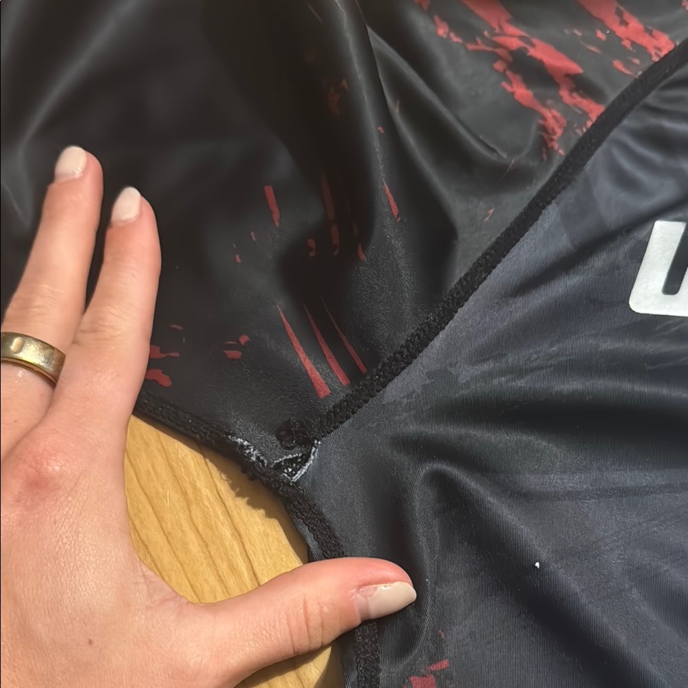 Men’s UFC Black and Red Rashguard - Picture 4 of 5